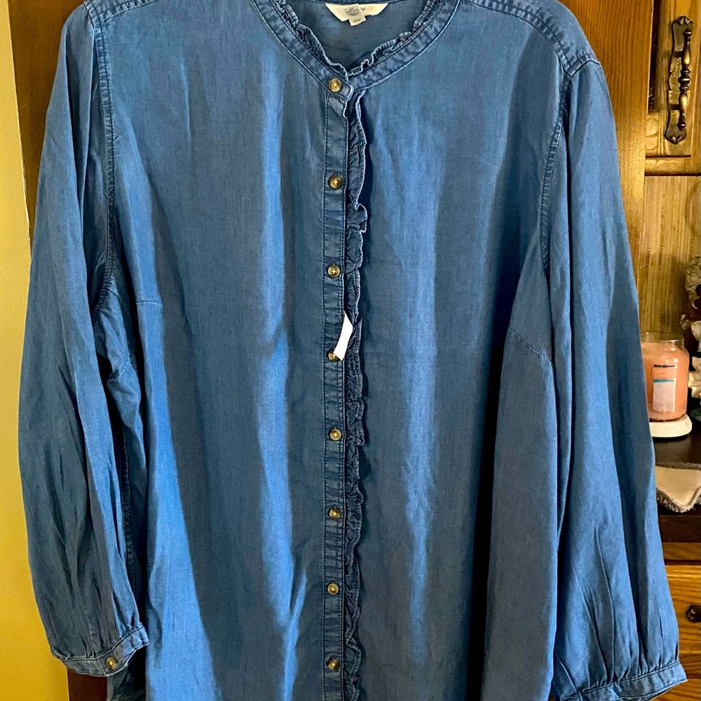 NEW WOMENS PLUS SOFT DENIM SHIRT